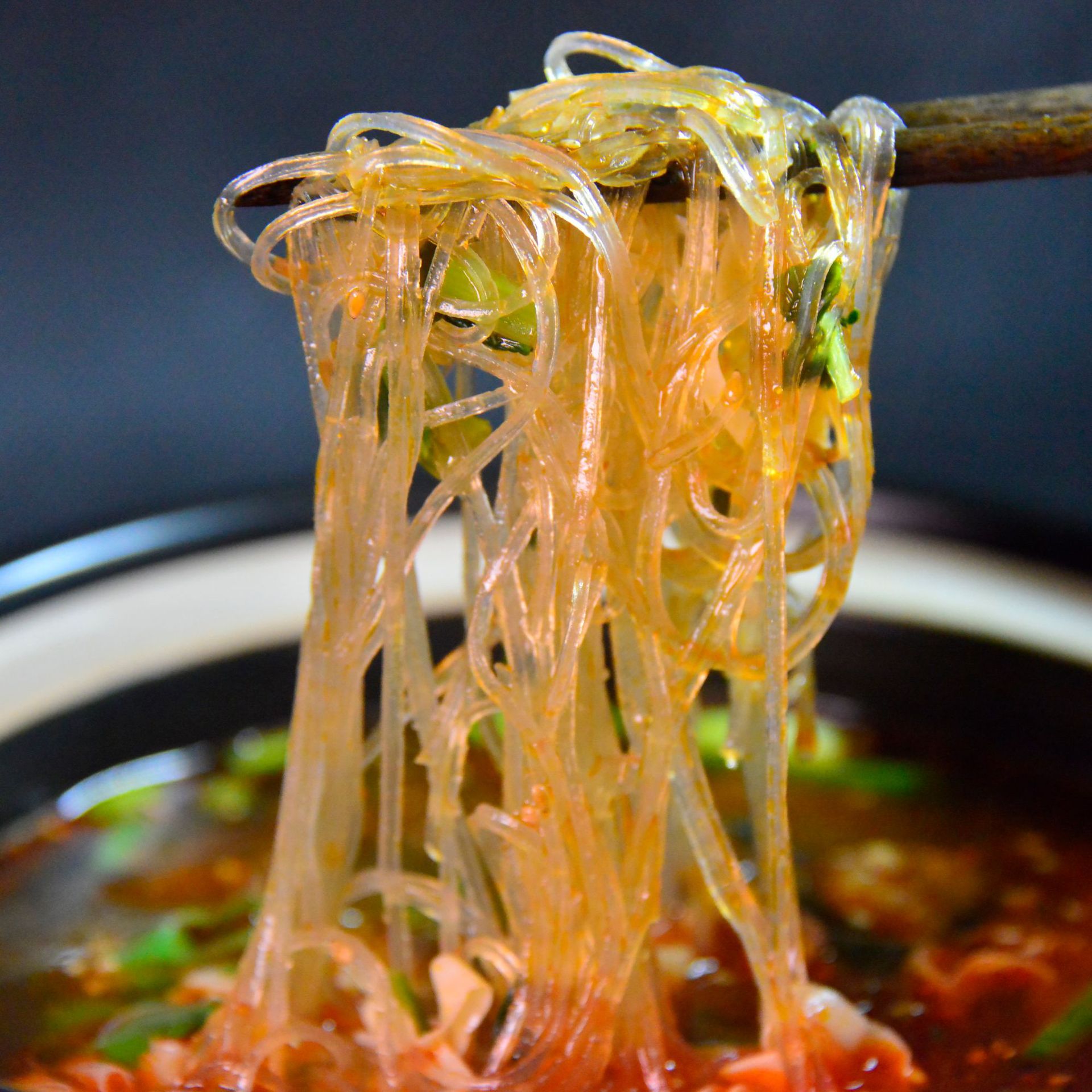 酸辣粉刀削面【9种口味】红薯粉土豆粉桶装冲泡即食粉丝面*3桶